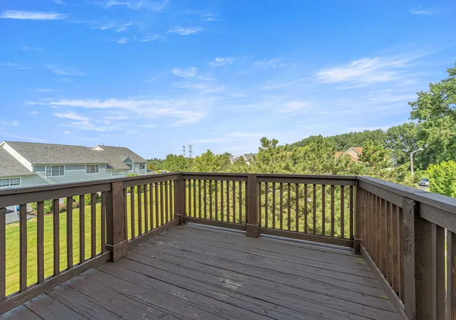 3rd image of 21332 Windy Hill Dr, Frankfort, IL 60423 | MLS# 12696747