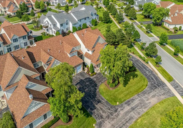 5th image of 21332 Windy Hill Dr, Frankfort, IL 60423 | MLS# 12696747