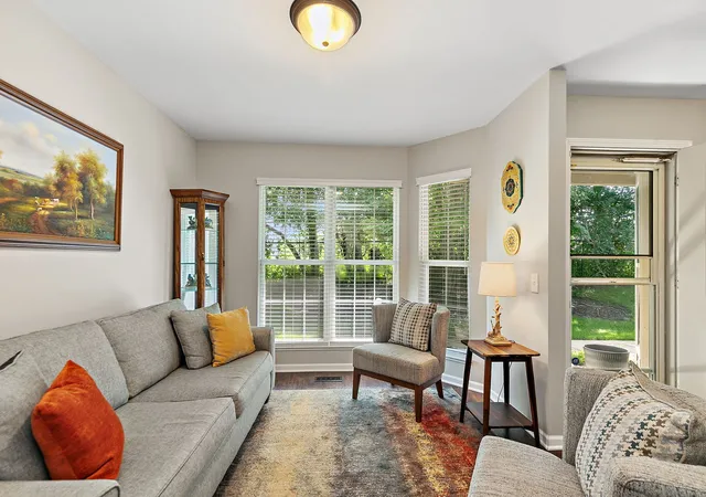 Homes for sale in Elgin, IL | 1248 Coldspring Rd, Elgin, IL 60120 | MLS# 12696749