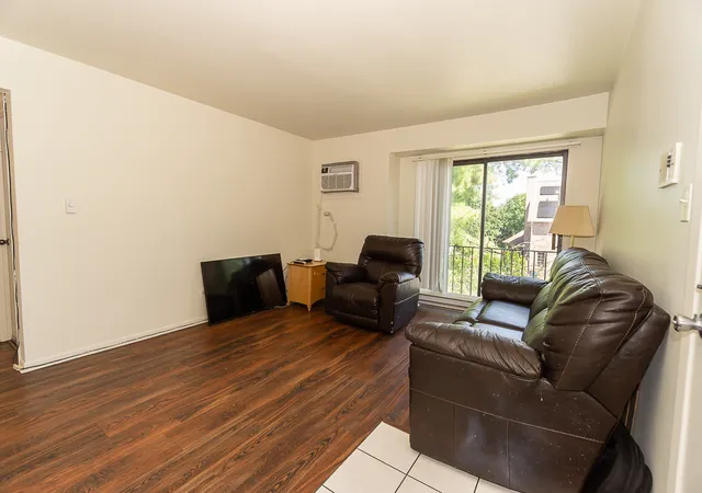 5th image of 178 Dunteman Dr #302, Glendale Heights, IL 60139 | MLS# 12696757