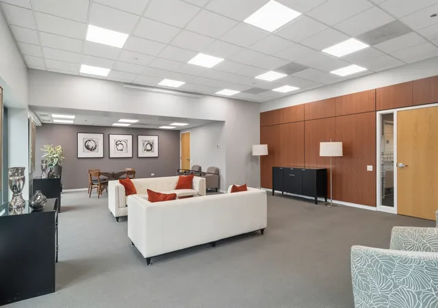 2nd image of 520 S State St, Chicago, IL 60605