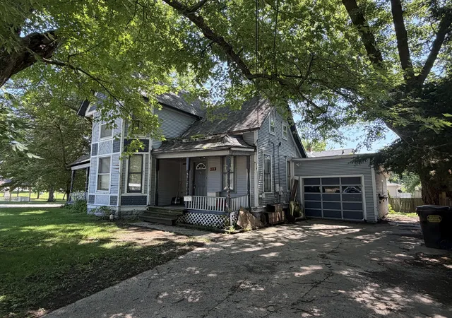 Homes for sale in Morrison, IL | 608 N Cherry St, Morrison, IL 61270 | MLS# 12696823