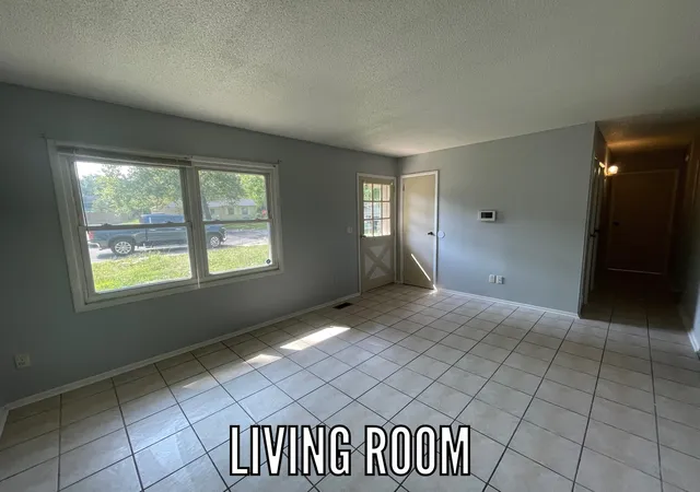 3rd image of 803 Skyline Dr, Danville, IL 61832 | MLS# 12696843