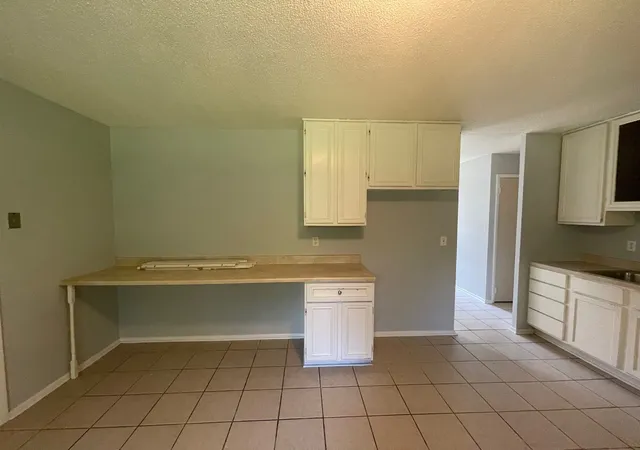 5th image of 803 Skyline Dr, Danville, IL 61832 | MLS# 12696843