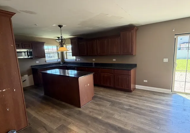 Photo 4 of Sale Pending at 4521 203rd Street, Matteson, IL 60443 | MLS# 12696856 | Listing updated on 2026-08-27