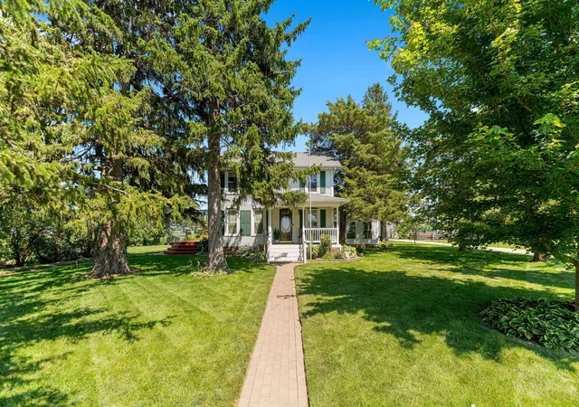 Photo 1 of Single family home for sale at 1392 Red Brick Rd, Dixon, IL 61021 | MLS# 12696872 | Listing updated on 2026-09-13