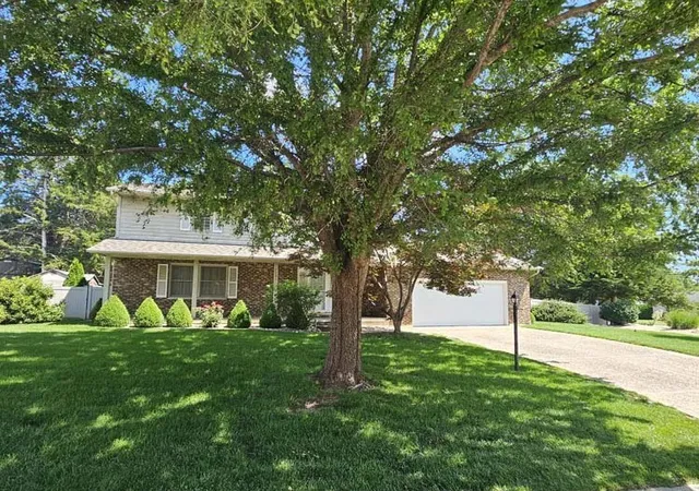 4th image of 2331 N Wilmar Dr, Quincy, IL 62301 | MLS# 12696894