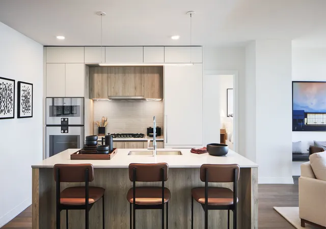 4th image of 211 N Harbor Dr #2304, Chicago, IL 60601 | MLS# 12696896