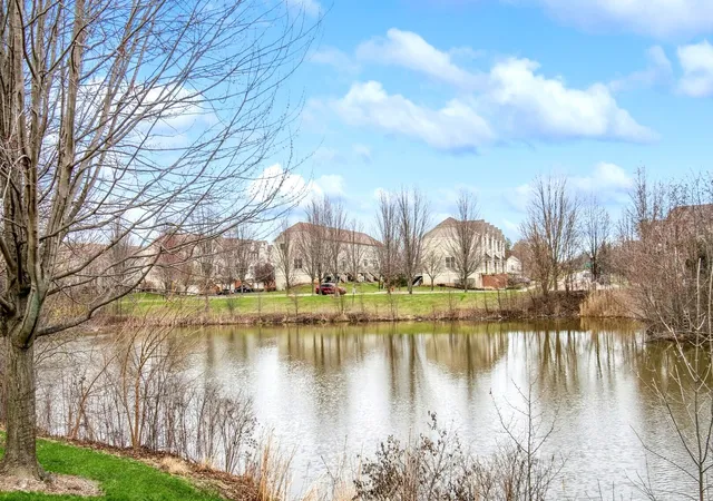 19th image of 3360 Kentshire Cir, Aurora, IL 60504 | MLS# 12696908