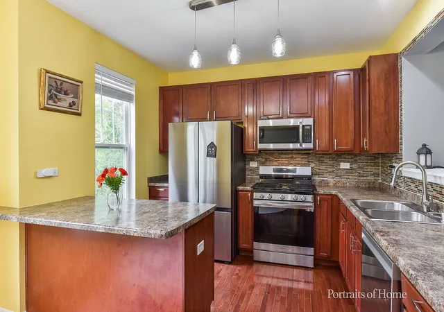 2nd image of 3360 Kentshire Cir, Aurora, IL 60504 | MLS# 12696908