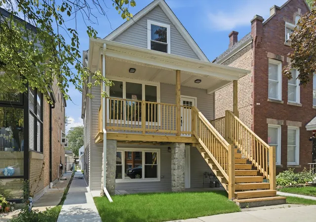 3rd image of 1504 Grove Ave, Berwyn, IL 60402 | MLS# 12696928