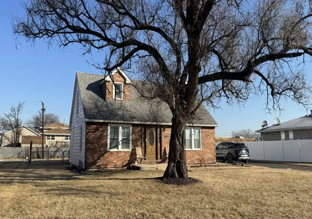 Photo 3 of Single family home for sale at 7700 W 83rd Street, Bridgeview, IL 60455 | MLS# 12696954 | Listing updated on 2026-10-05