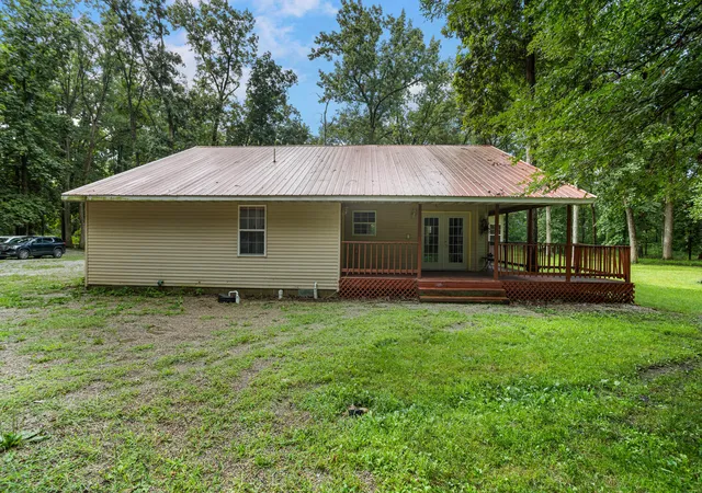 Homes for sale in Sadorus, IL | 492 County Road 0, Sadorus, IL 61872 | MLS# 12696956