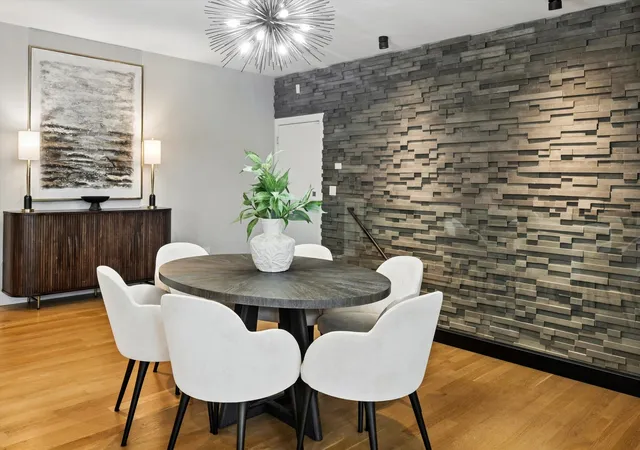 5th image of 1203 W Superior St, Chicago, IL 60642