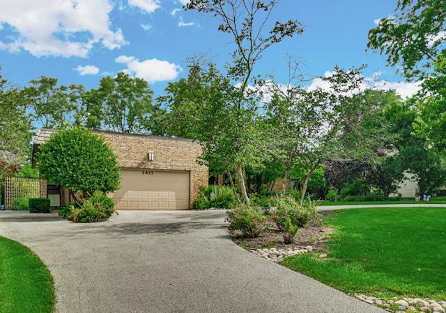 Photo 1 of Single family home for sale at 2817 Chariot Ln, Olympia Fields, IL 60461 | MLS# 12696987 | Listing updated on 2026-08-15