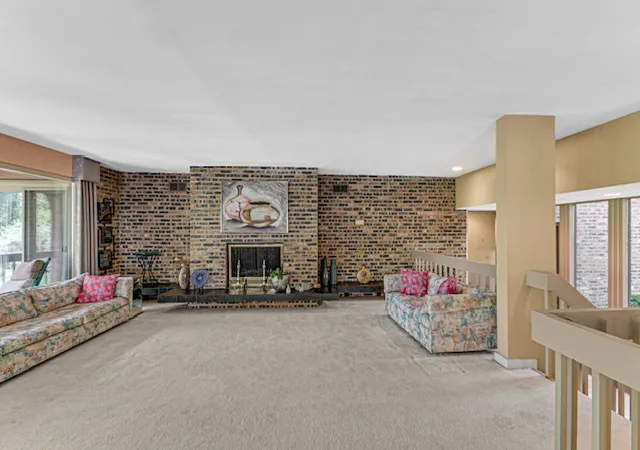 Photo 3 of Single family home for sale at 2817 Chariot Ln, Olympia Fields, IL 60461 | MLS# 12696987 | Listing updated on 2026-08-15