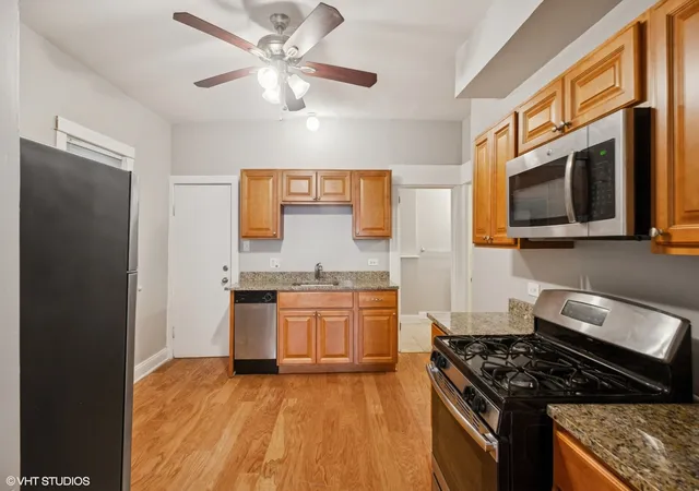 Homes for sale in Chicago, IL | 1702 N Campbell Ave, Chicago, IL 60647 | MLS# 12696991