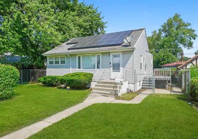 1st image of 760 Sibley Blvd, Calumet City, IL 60409 | MLS# 12697006
