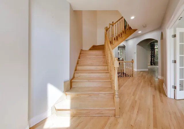 3rd image of 1111 Compass Ct, Naperville, IL 60540 | MLS# 12697035