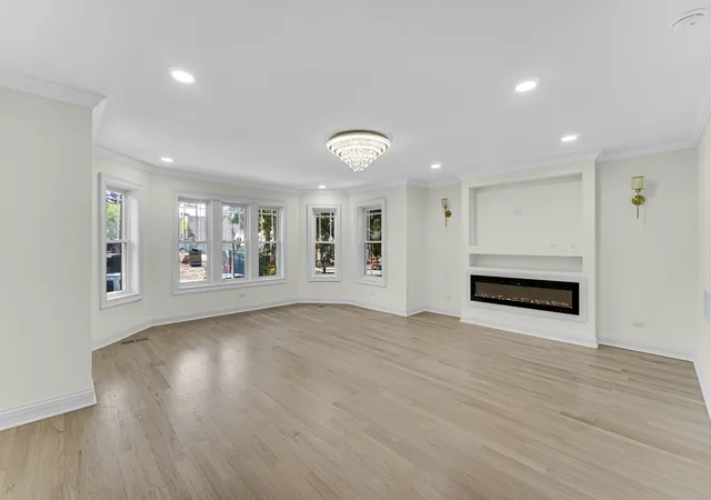 Homes for sale in Chicago, IL | 6341 N Campbell Ave, Chicago, IL 60659 | MLS# 12697043