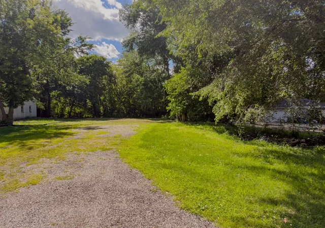 46th image of 3304 W State St, Rockford, IL 61102 | MLS# 12697058