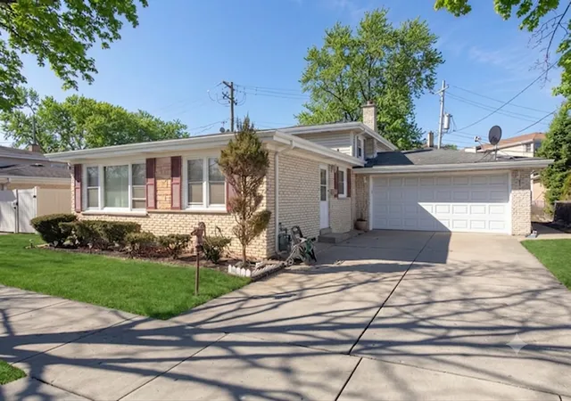 Photo 1 of Single family home for sale at 8516 N Ozanam Ave, Niles, IL 60714 | MLS# 12697079 | Listing updated on 2026-08-14