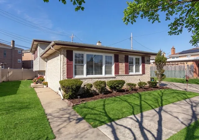 Photo 2 of Single family home for sale at 8516 N Ozanam Ave, Niles, IL 60714 | MLS# 12697079 | Listing updated on 2026-08-14
