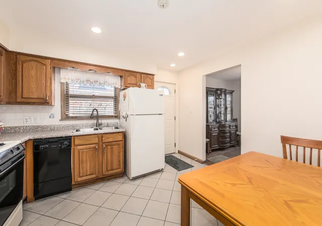 Photo 4 of Single family home for sale at 8516 N Ozanam Ave, Niles, IL 60714 | MLS# 12697079 | Listing updated on 2026-08-14