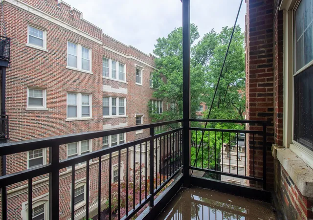 Homes for sale in Chicago, IL | 2335 E 70th Pl #205, Chicago, IL 60649 | MLS# 12697091