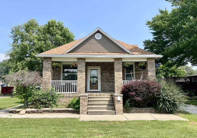 1st image of 1420 E Main St, Streator, IL 61364 | MLS# 12697094