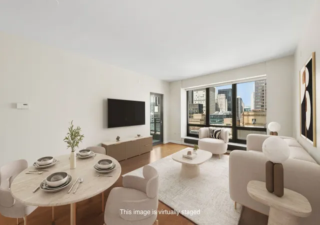 2nd image of 130 N Garland Ct #2504, Chicago, IL 60602 | MLS# 12697097