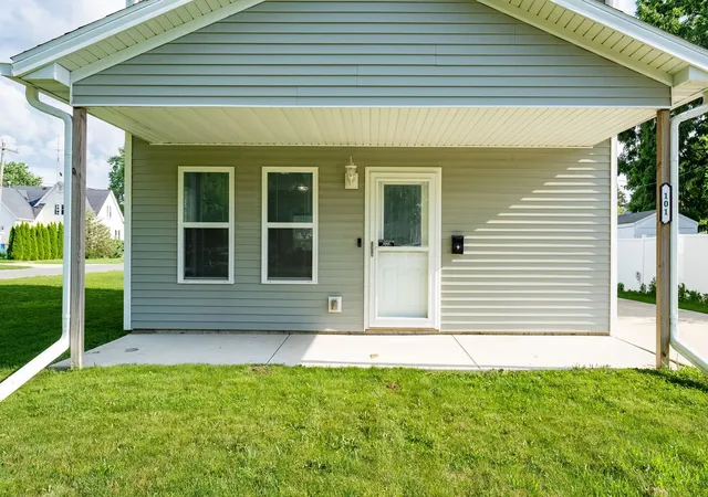 Homes for sale in Leroy, IL | 101 W Oak St, Leroy, IL 61752 | MLS# 12697101
