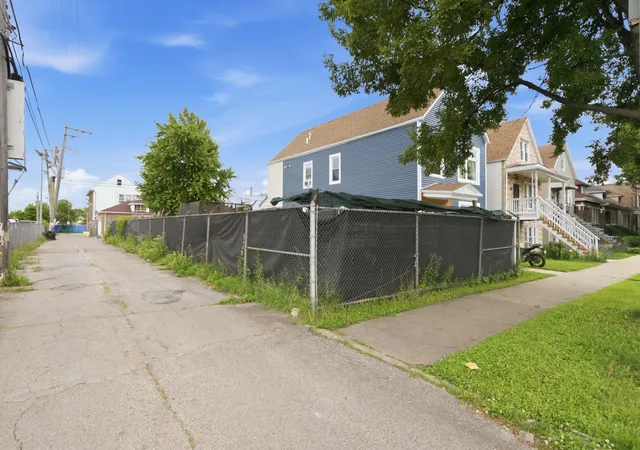 5th image of 5115 S Whipple St, Chicago, IL 60632 | MLS# 12697134