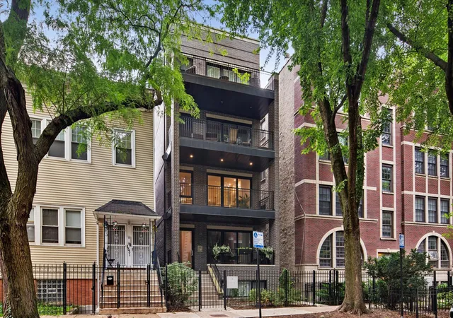 1st image of 1529 N Hudson Ave #2, Chicago, IL 60610 | MLS# 12697141