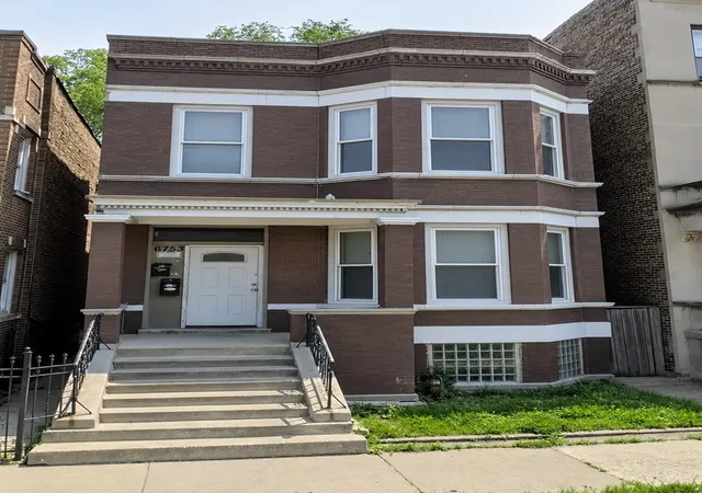 Homes for sale in Chicago, IL | 6753 S Loomis Blvd, Chicago, IL 60636 | MLS# 12697146