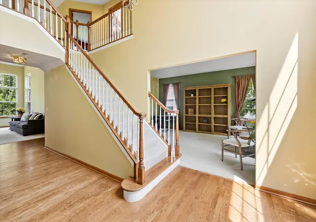 2nd image of 1674 Rolling Hills Dr, Crystal Lake, IL 60014 | MLS# 12697154