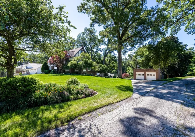 Homes for sale in East Moline, IL | 906 20th Ave, East Moline, IL 61244 | MLS# 12697169
