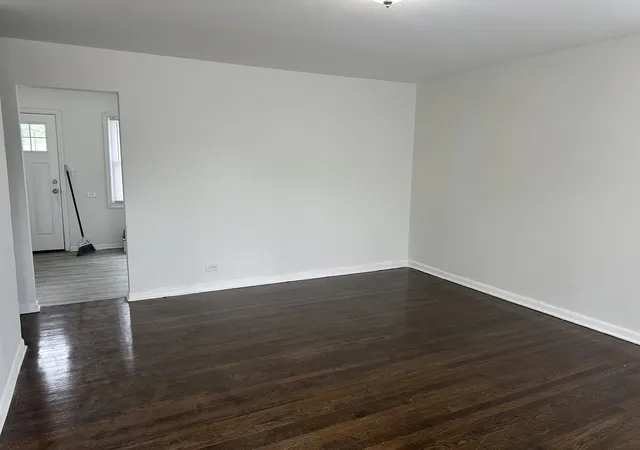 Photo 4 of Single family home for sale at 16219 Sussex Ct, Markham, IL 60428 | MLS# 12697227 | Listing updated on 2026-09-21