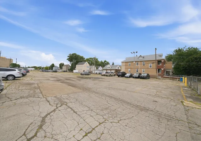 4th image of 3101-3125 W 51St St, Chicago, IL 60632 | MLS# 12697231