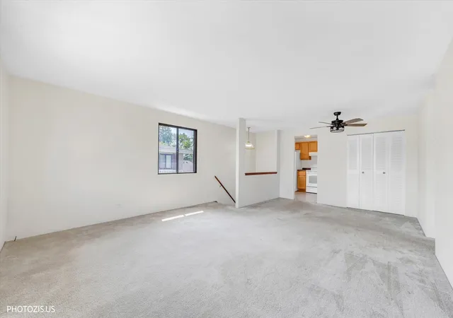 Homes for sale in Schaumburg, IL | 1309 Yarmouth Ct, Schaumburg, IL 60193