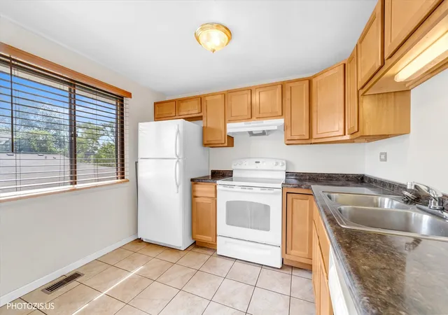 Homes for sale in Schaumburg, IL | 1309 Yarmouth Ct, Schaumburg, IL 60193