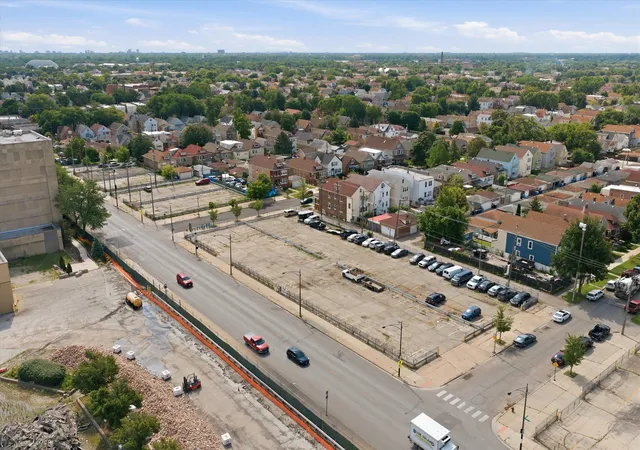 3rd image of 5100 S Sacramento Ave, Chicago, IL 60632 | MLS# 12697262