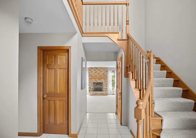 4th image of 27W225 Ash Ct, Winfield, IL 60190 | MLS# 12697272