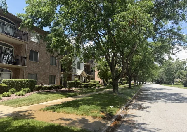Photo 3 of Condo for sale at 9424 S 77th Court #1C, Hickory Hills, IL 60457 | MLS# 12697292 | Listing updated on 2026-08-16