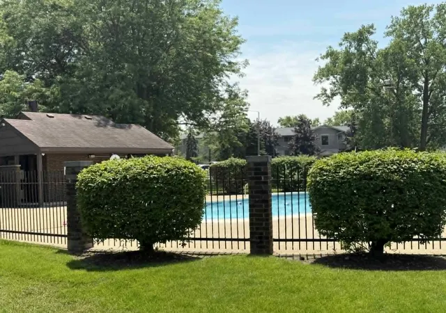 Homes for sale in Waukegan, IL | 2678 Woodview Ct #2678, Waukegan, IL 60087 | MLS# 12697300