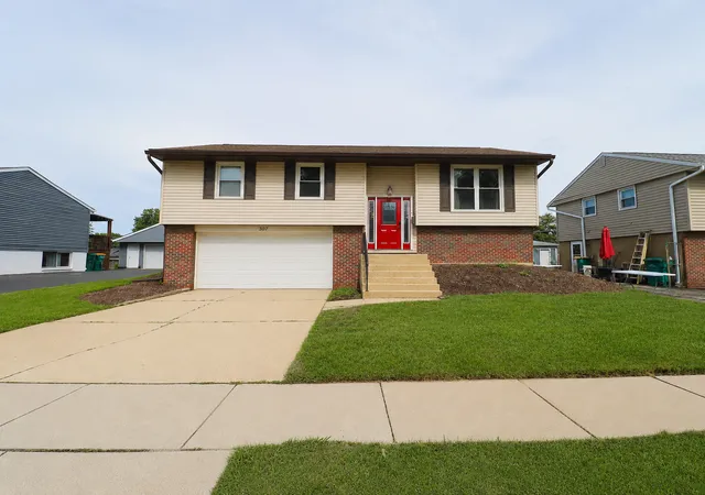 Homes for sale in Romeoville, IL | 307 Hickory Ave, Romeoville, IL 60446 | MLS# 12697346
