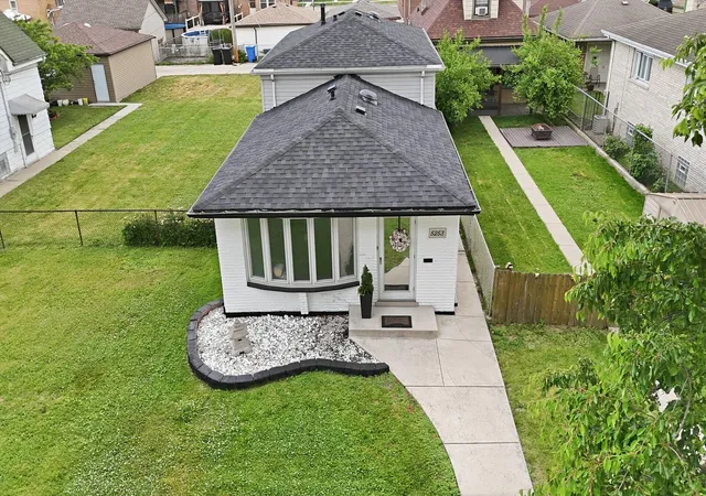 Homes for sale in Chicago, IL | 5253 S Moody Ave, Chicago, IL 60638 | MLS# 12697354