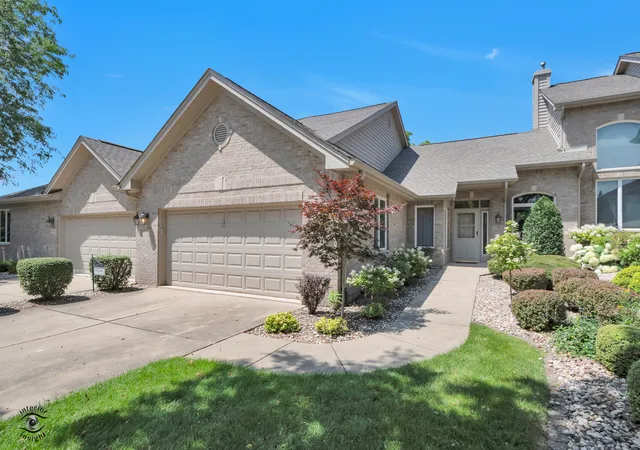 Homes for sale in Orland Park, IL | 14308 S Blue Spruce Ct, Orland Park, IL 60462 | MLS# 12697356