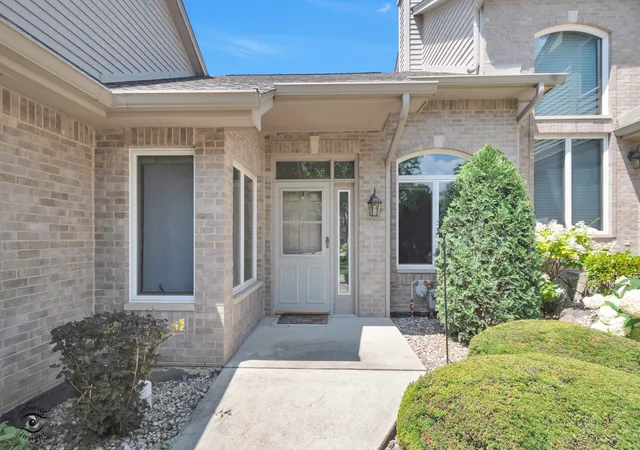 Homes for sale in Orland Park, IL | 14308 S Blue Spruce Ct, Orland Park, IL 60462 | MLS# 12697356