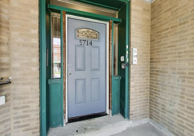 Homes for sale in Chicago, IL | 5714 S Prairie Ave, Chicago, IL 60637 | MLS# 12697364